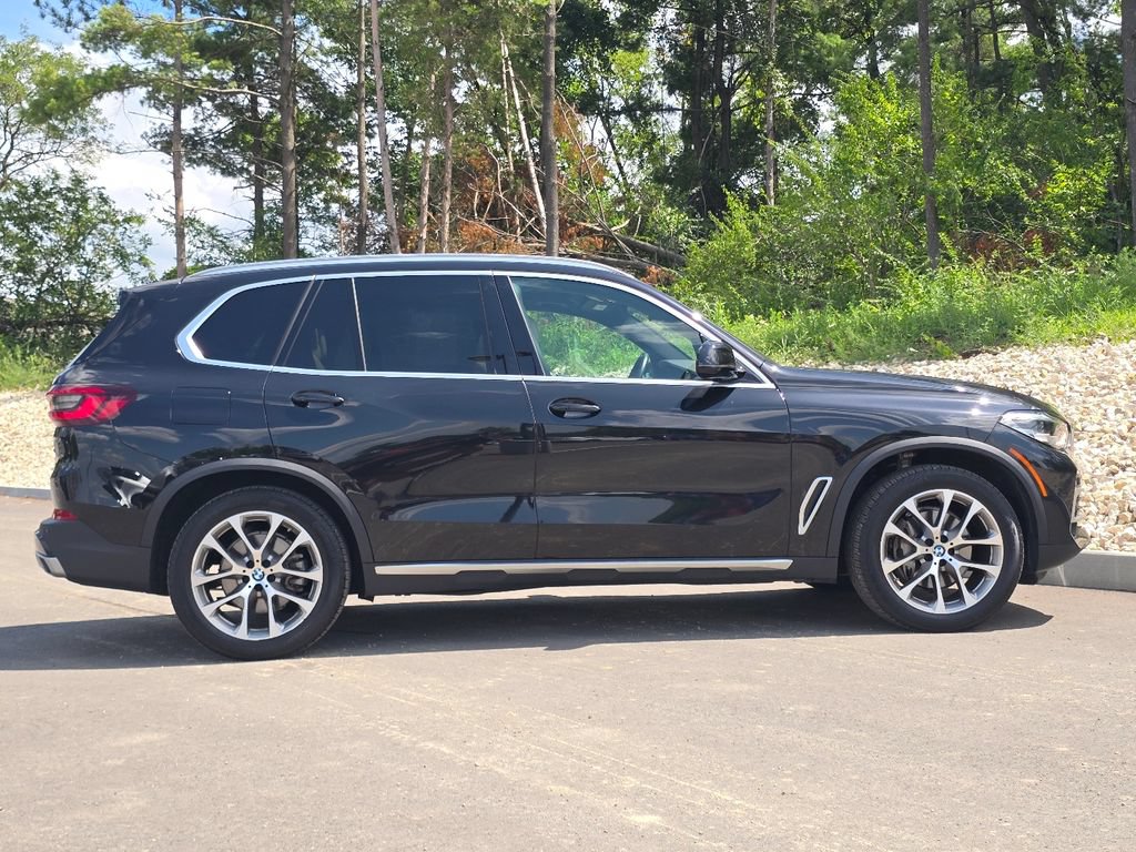 Used 2022 BMW X5 xDrive40i AWD/4WD image 7