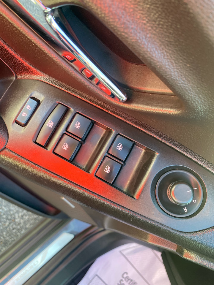 Used 2016 Chevrolet Trax LTZ image 12