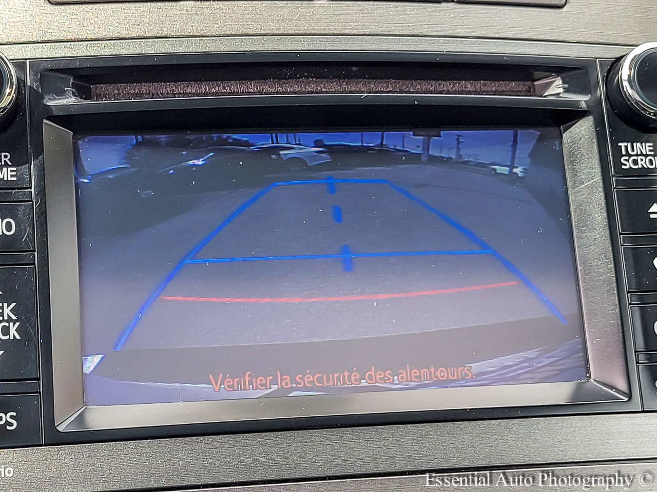 Used 2013 Toyota Venza LE image 18