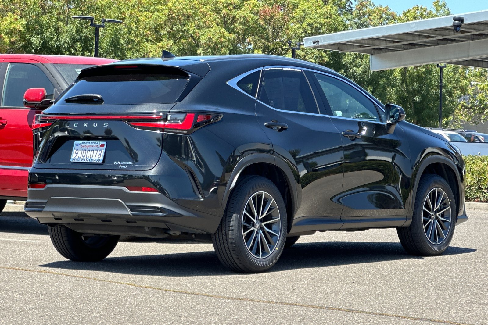 Certified 2024 Lexus NX 350h AWD image 4