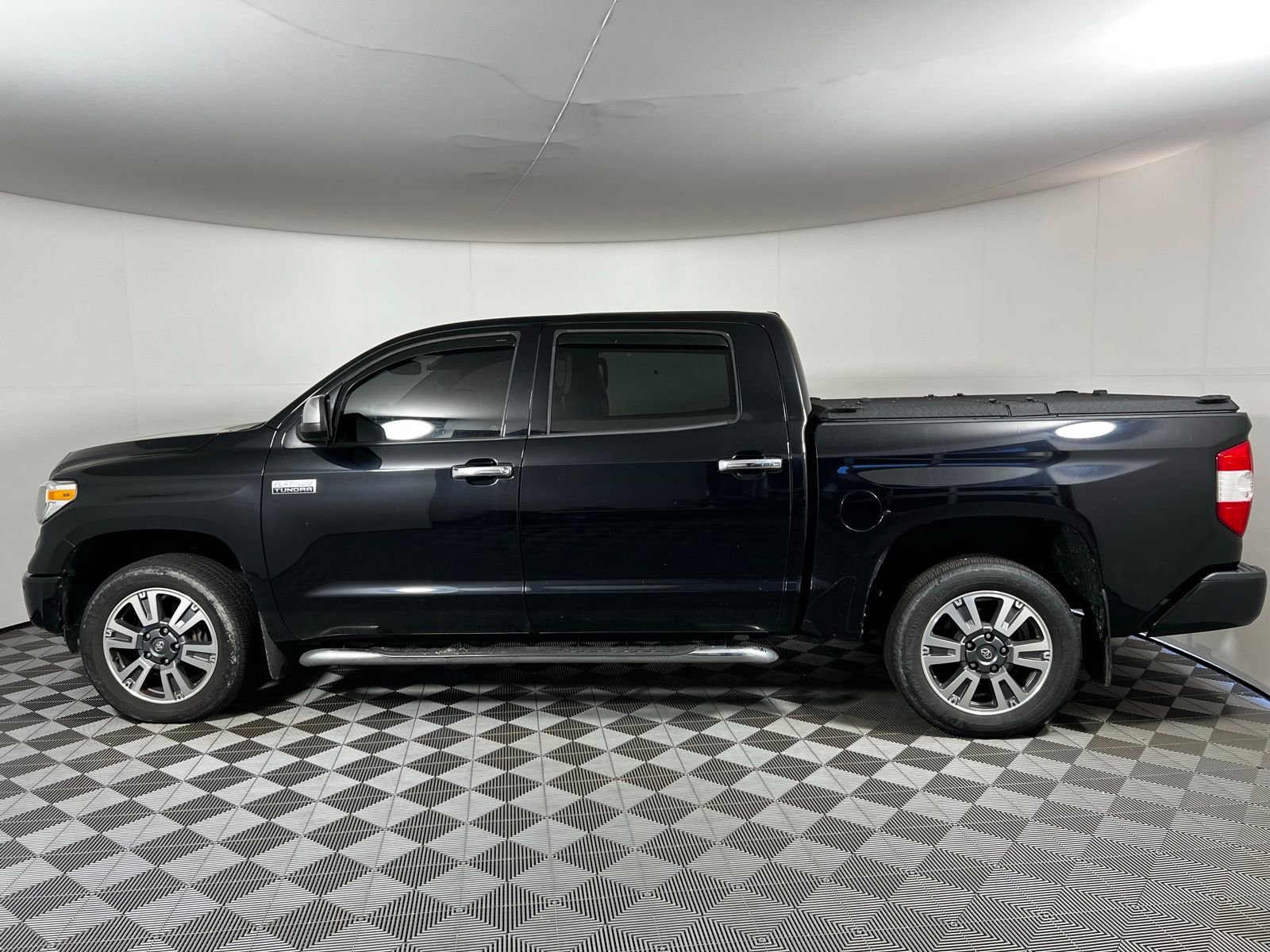 Certified 2019 Toyota Tundra Platinum AWD/4WD image 8