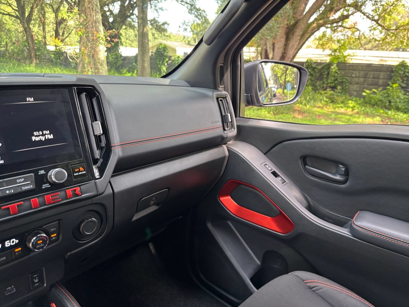 Used 2026 Nissan Frontier PRO-4X AWD/4WD image 30
