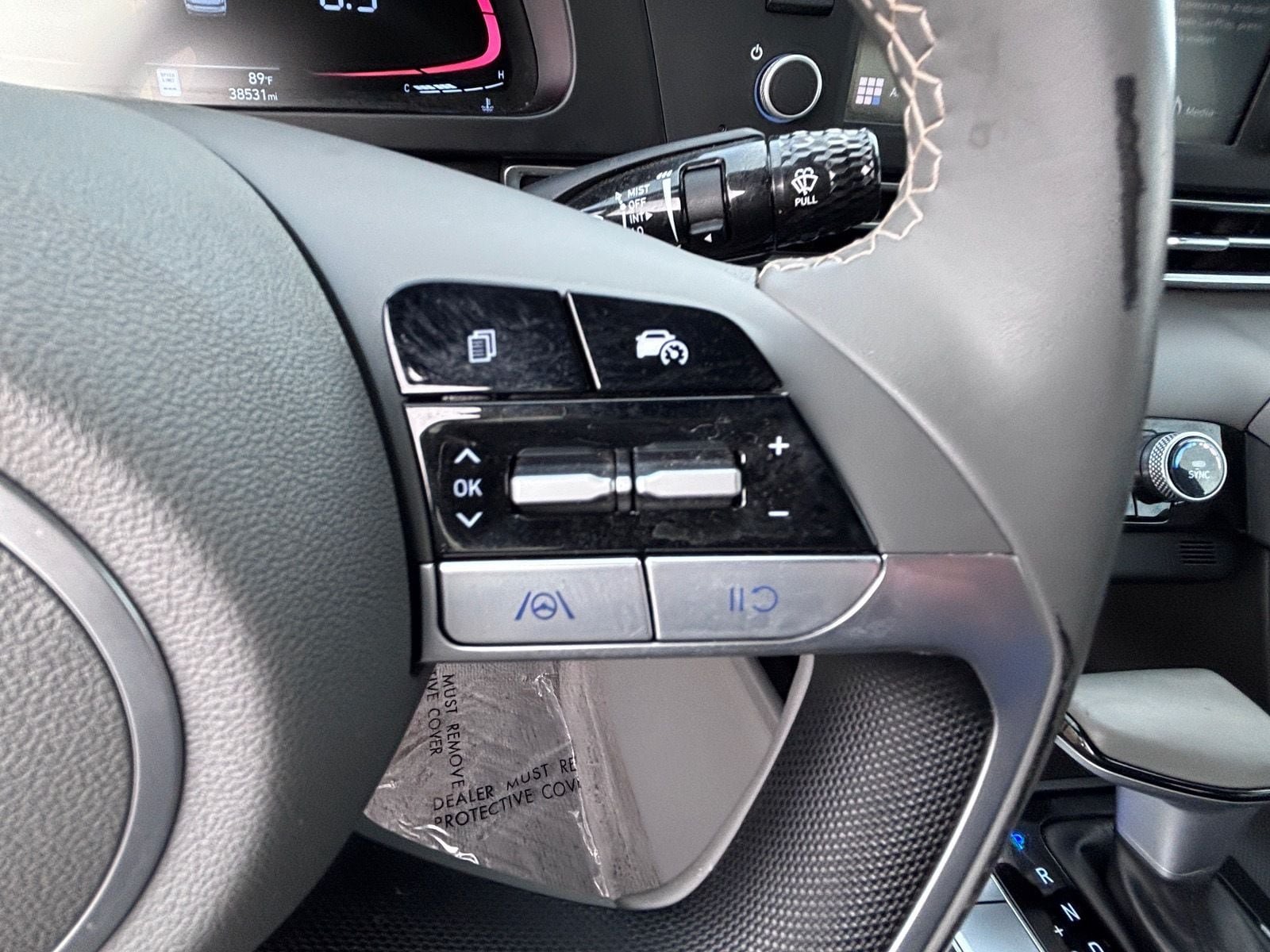 Used 2025 Hyundai Elantra Sport FWD image 25