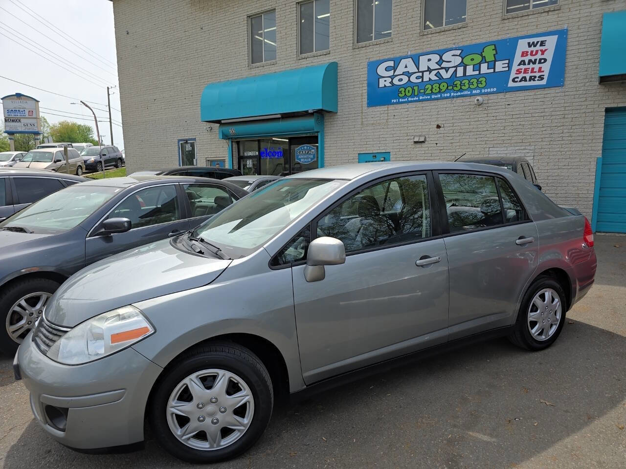 Used 2009 Nissan Versa 1.8 S FWD image 4