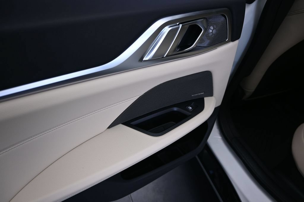 New 2026 BMW 430i w/ Premium Package RWD image 15