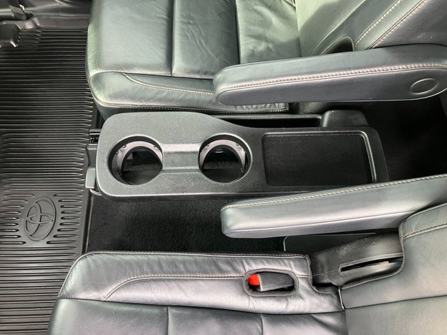 Used 2017 Toyota Highlander XLE image 22