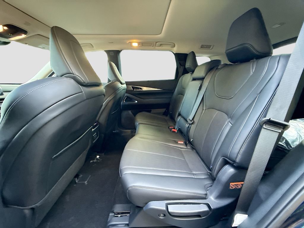 Certified 2026 INFINITI QX60 Luxe w/ Cargo Package image 27