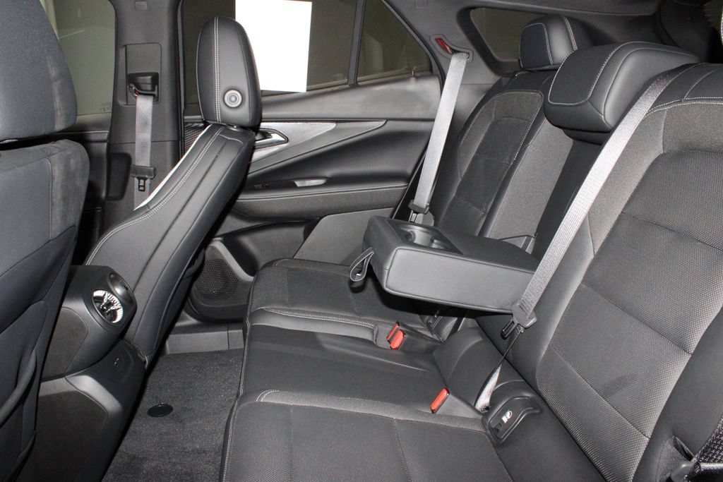 Used 2024 Chevrolet Blazer EV LT AWD/4WD image 23