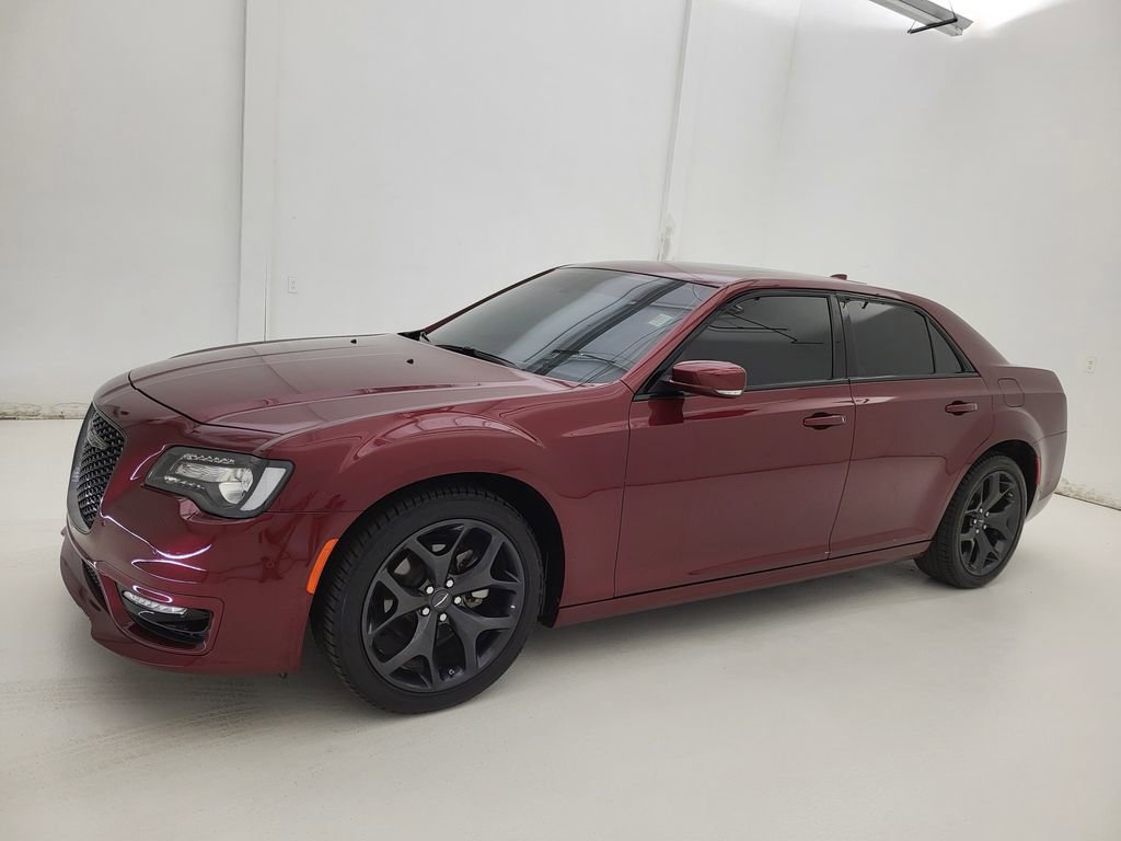Used 2023 Chrysler 300 Touring L w/ Popular Equipment Group image 26