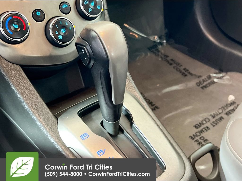 Used 2015 Chevrolet Sonic LTZ FWD image 10