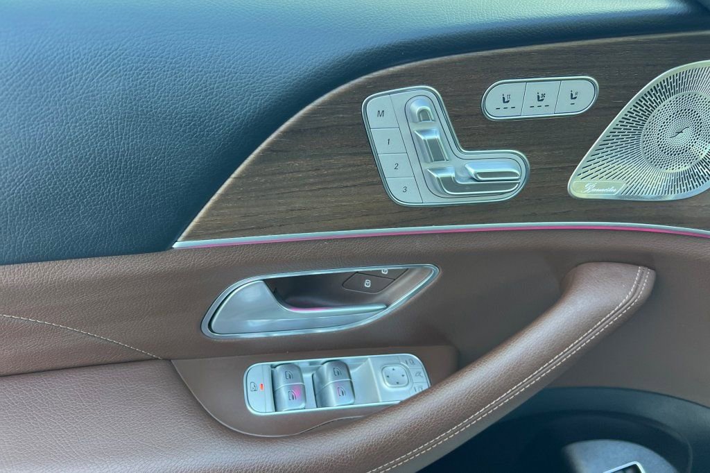 Used 2024 Mercedes-Benz GLE 350 4MATIC image 8