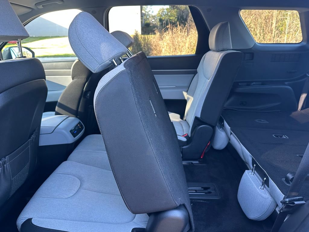 Used 2022 Hyundai Palisade SE image 51