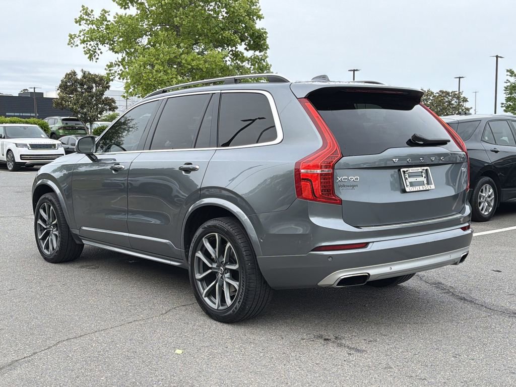 Used 2018 Volvo XC90 T6 Momentum w/ Convenience Package AWD/4WD image 3