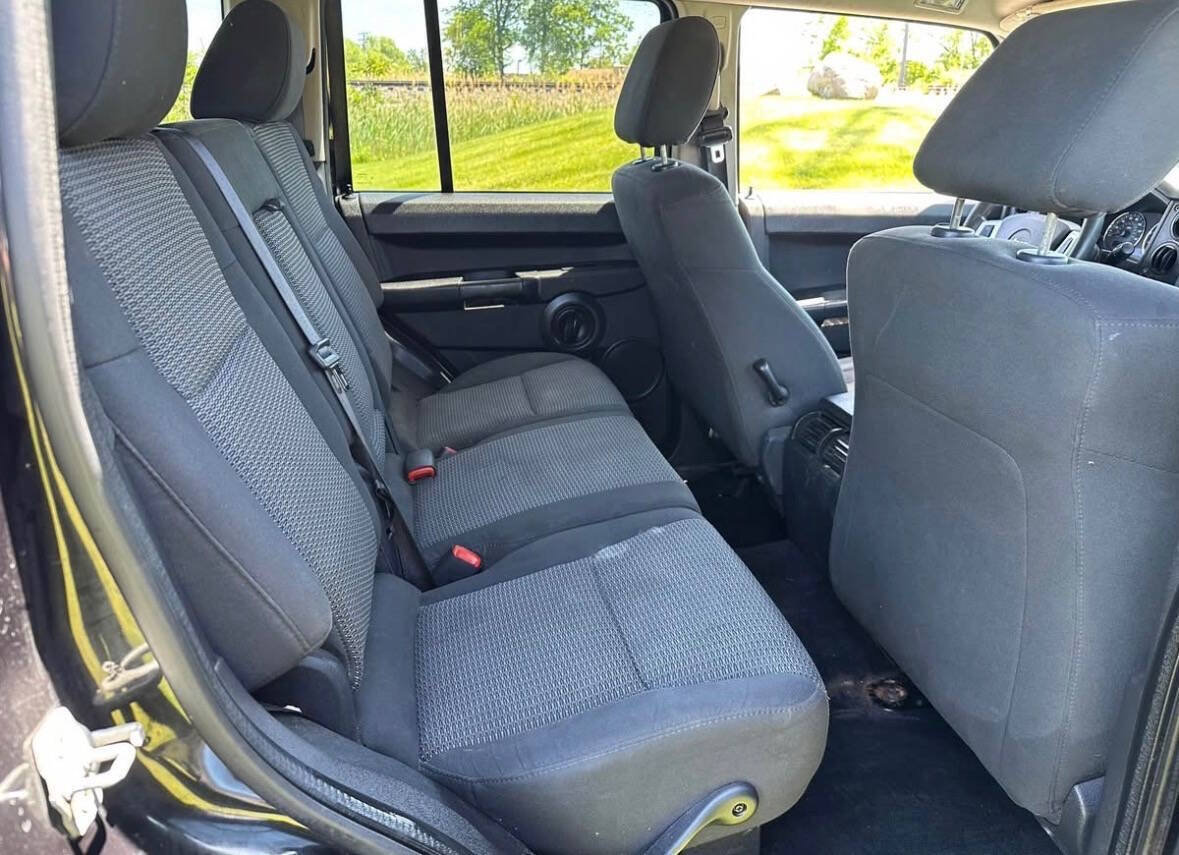 Used 2008 Jeep Commander Sport AWD/4WD image 9