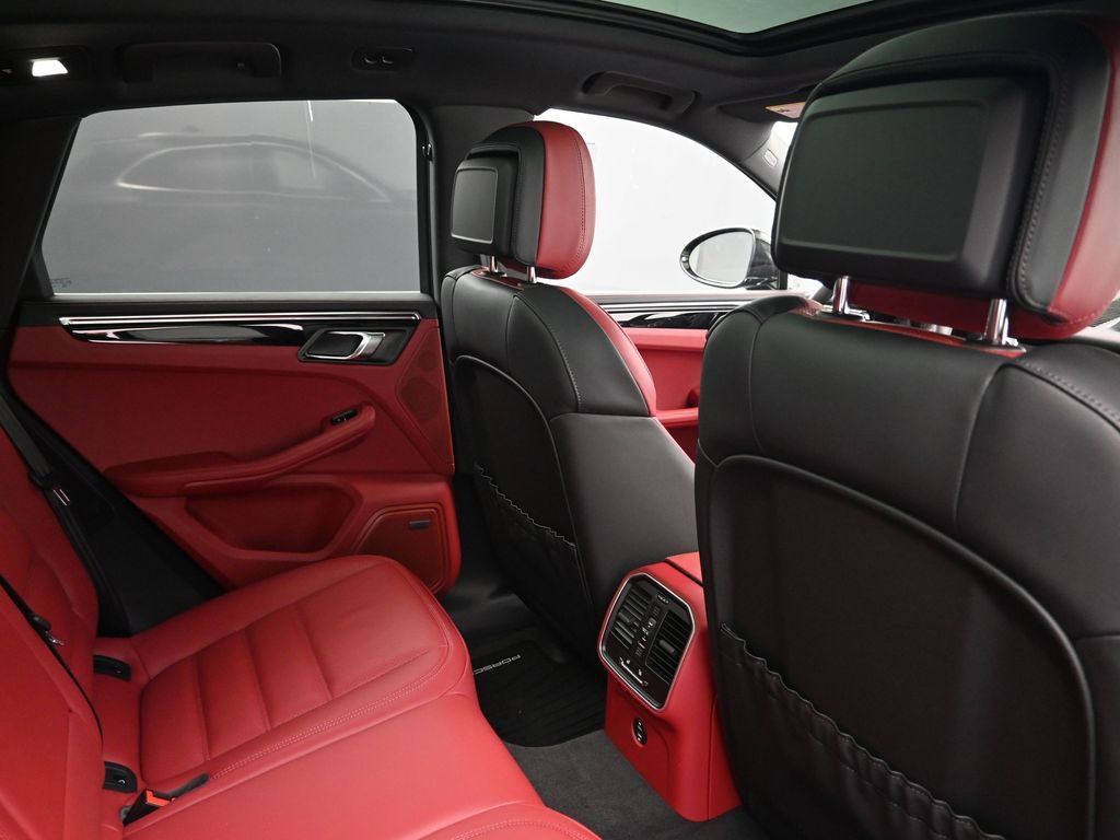 New 2026 Porsche Macan S image 7
