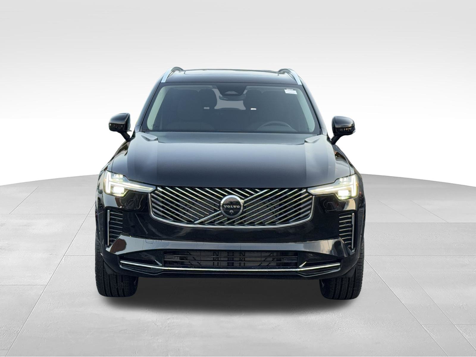 New 2026 Volvo XC90 B6 Plus w/ Protection Package Premier AWD/4WD image 9