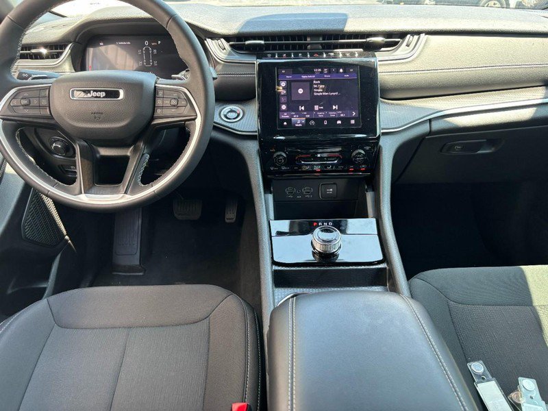 Used 2025 Jeep Grand Cherokee L Laredo w/ Trailer Tow Package AWD/4WD image 14