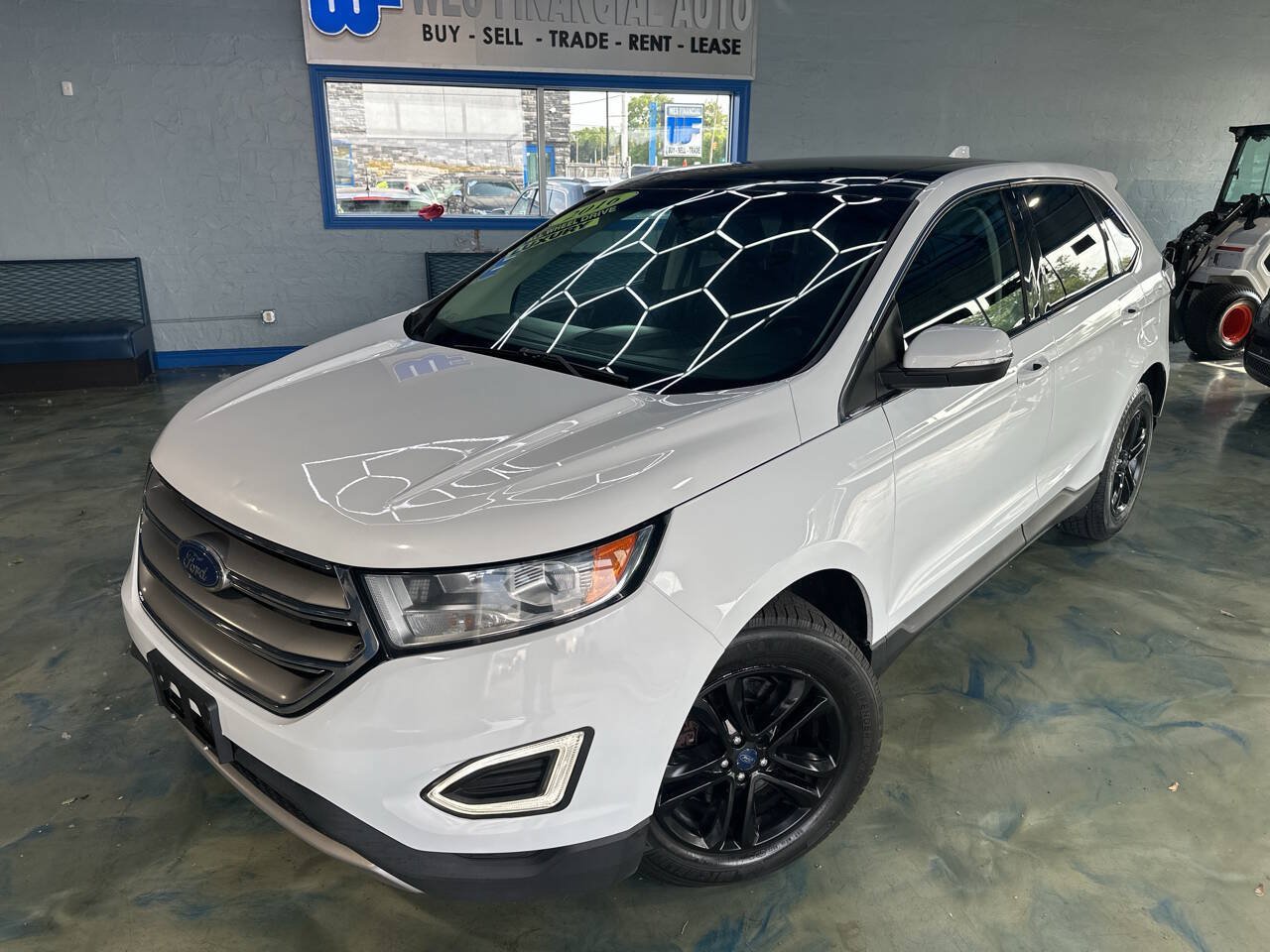 Used 2016 Ford Edge SEL w/ Canadian Touring Package AWD/4WD image 2