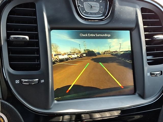 Used 2018 Chrysler 300 S w/ 300S Premium Group image 20