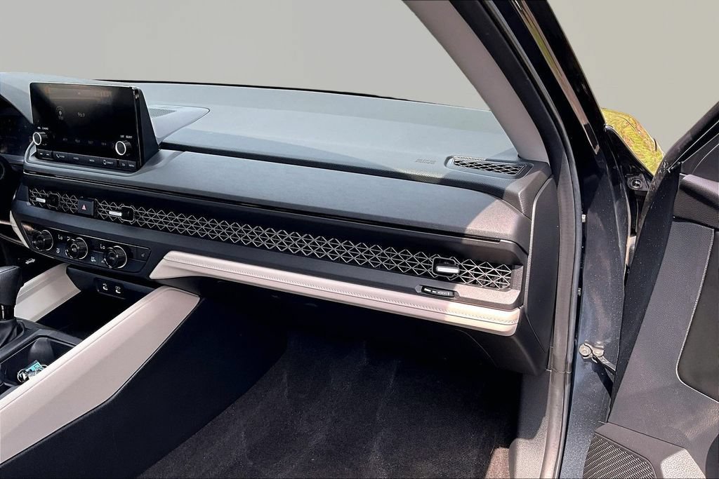 Used 2023 Honda Accord EX image 20