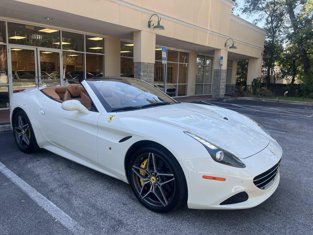 Used 2016 Ferrari California T