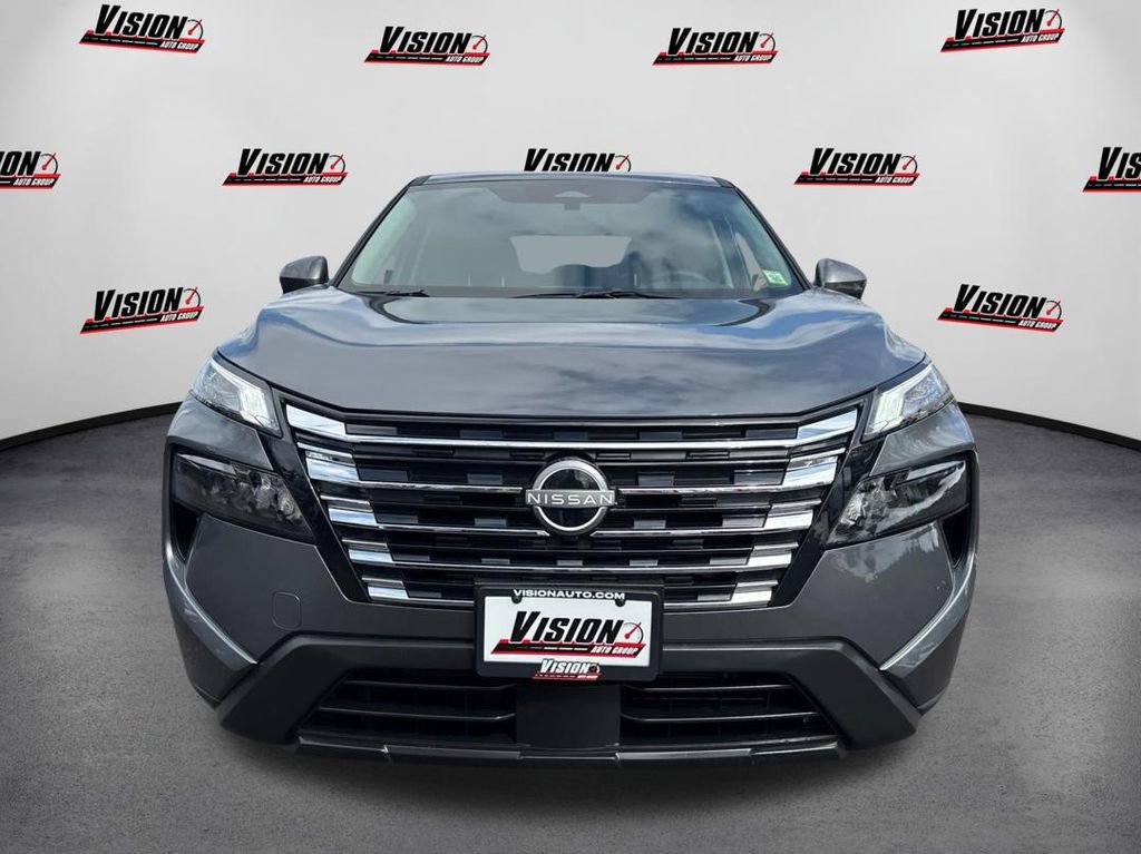 Used 2025 Nissan Rogue SV video 2