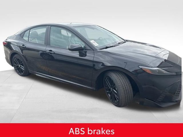 Used 2025 Toyota Camry SE FWD image 9