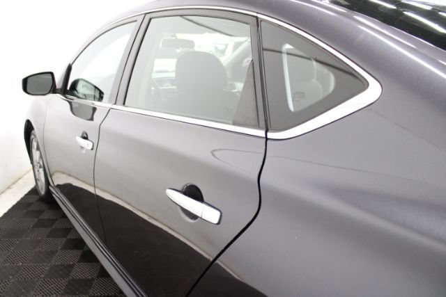 Used 2015 Nissan Sentra SR w/ Navigation Package FWD image 7