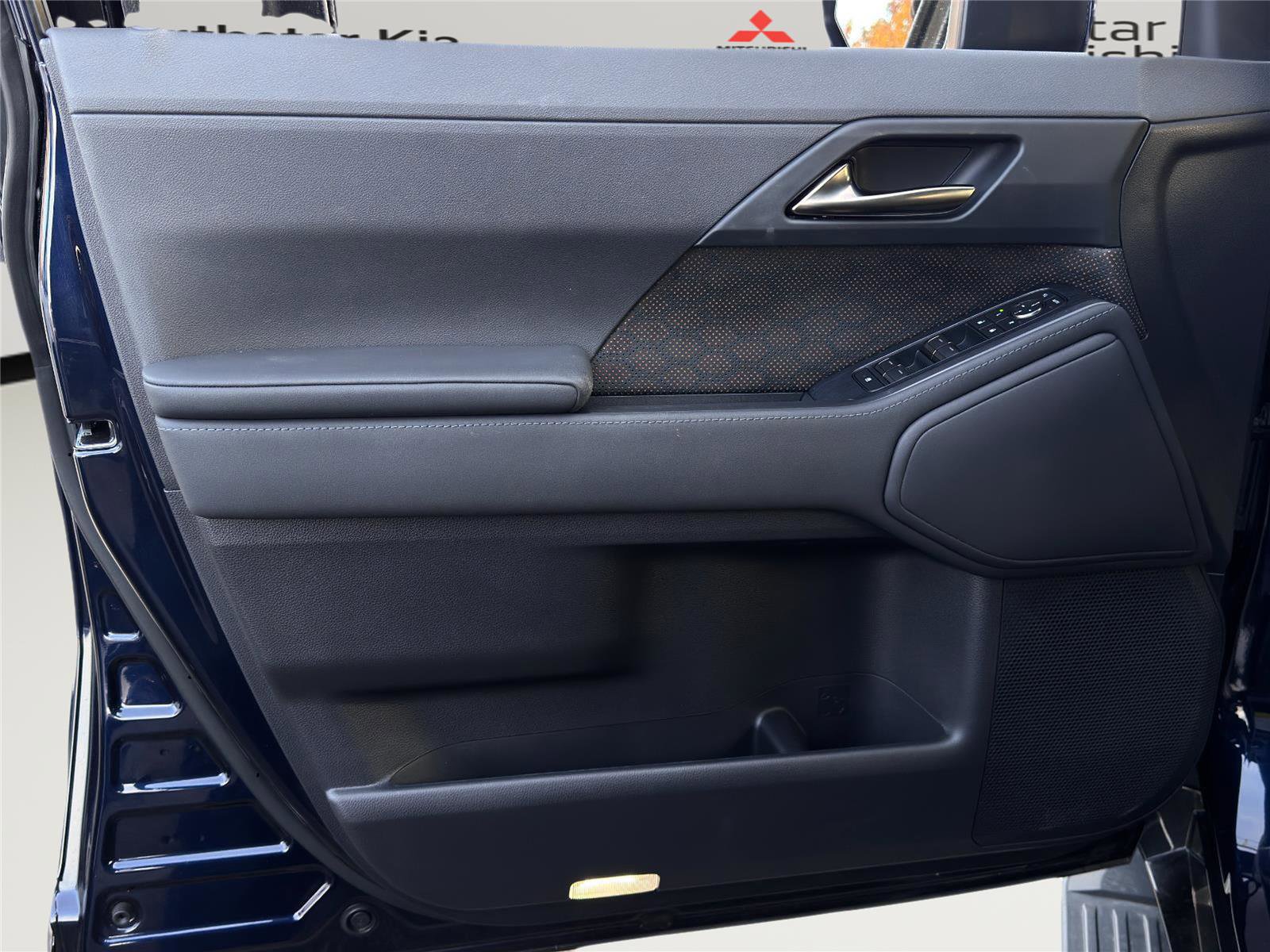 Used 2024 Lexus GX 550 w/ Accessory Package (31) AWD/4WD image 24