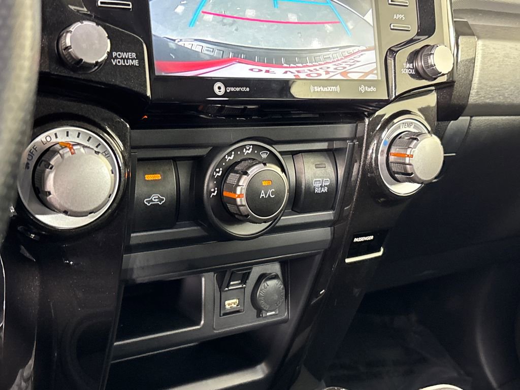 Certified 2024 Toyota 4Runner TRD Off-Road Premium w/ Moonroof Package AWD/4WD image 20