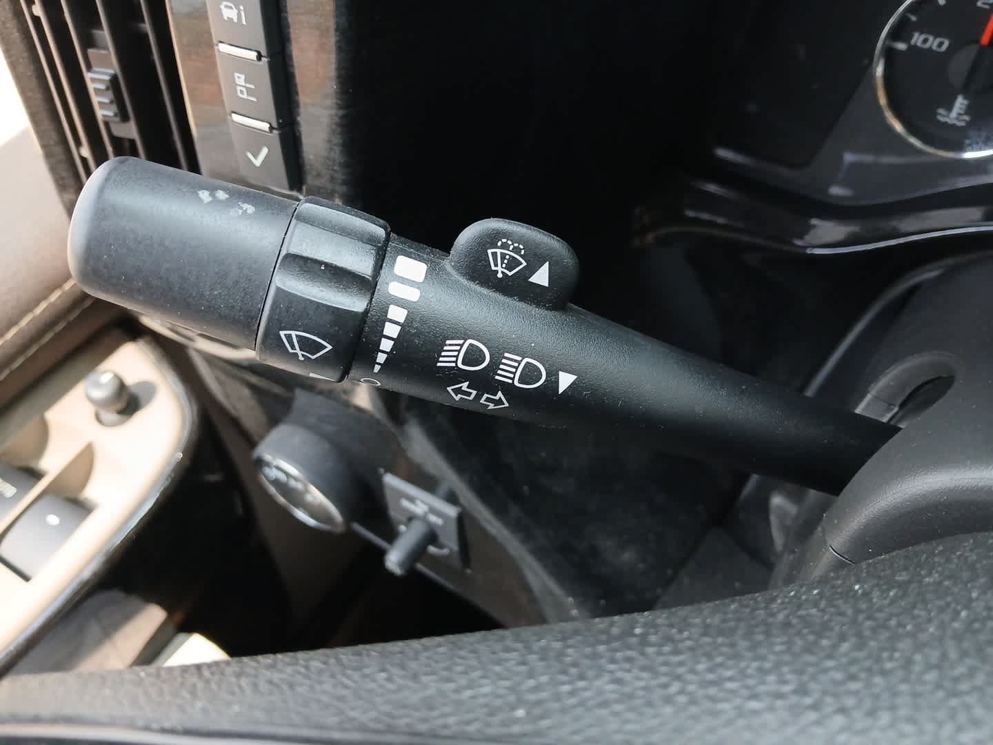 Used 2021 Chevrolet Express 2500 w/ Enhanced Convenience Package RWD image 32