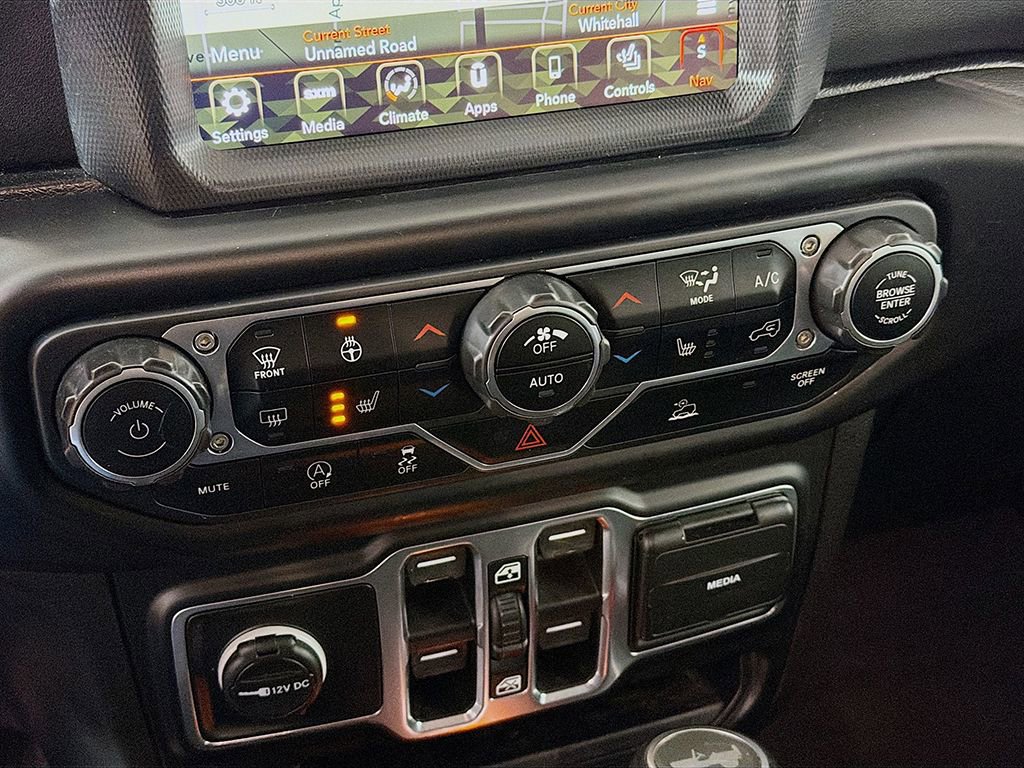 Used 2021 Jeep Wrangler Unlimited Sahara image 30