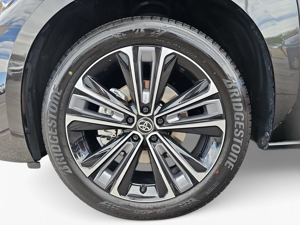 Used 2023 Toyota bZ4X FWD image 24