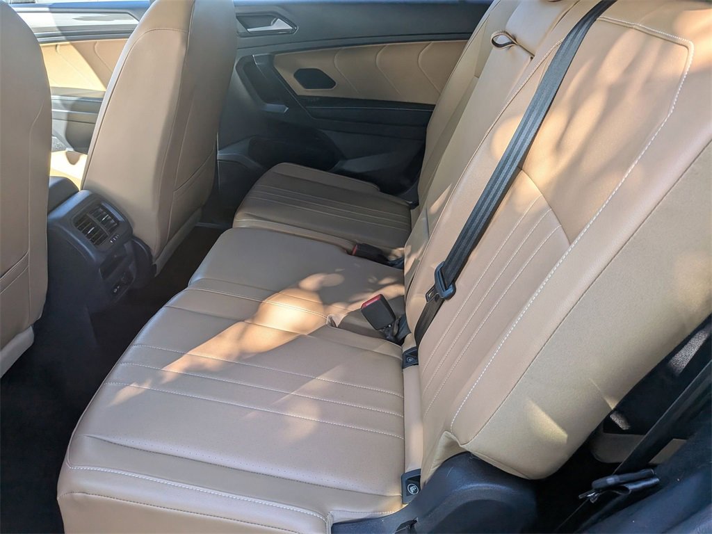 Used 2024 Volkswagen Tiguan SE image 29