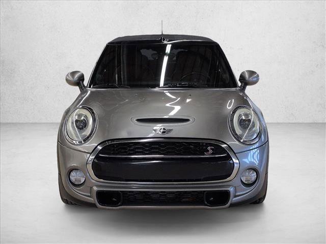 Used 2017 MINI Cooper S image 2