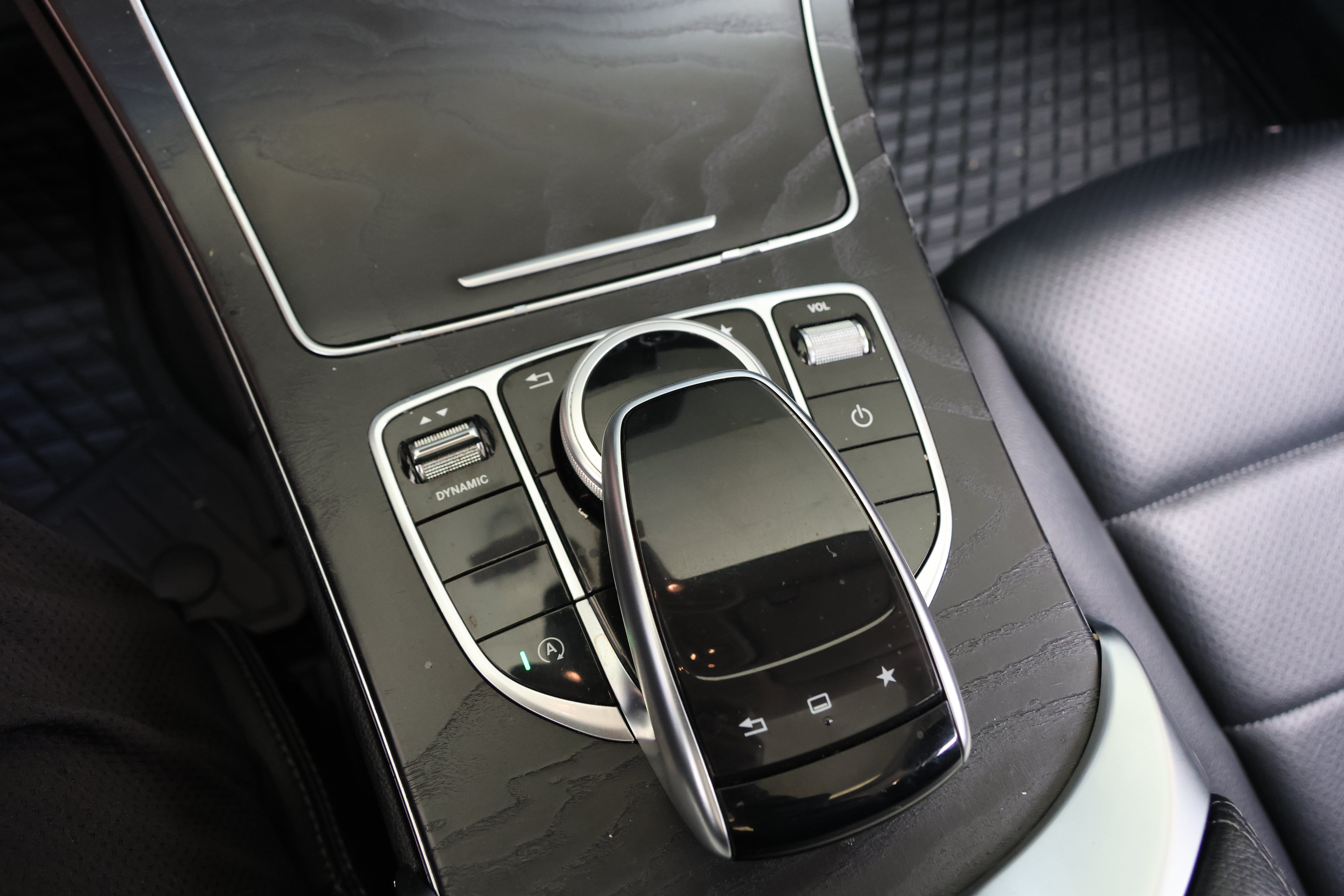 Used 2016 Mercedes-Benz C 300 4MATIC Sedan image 28