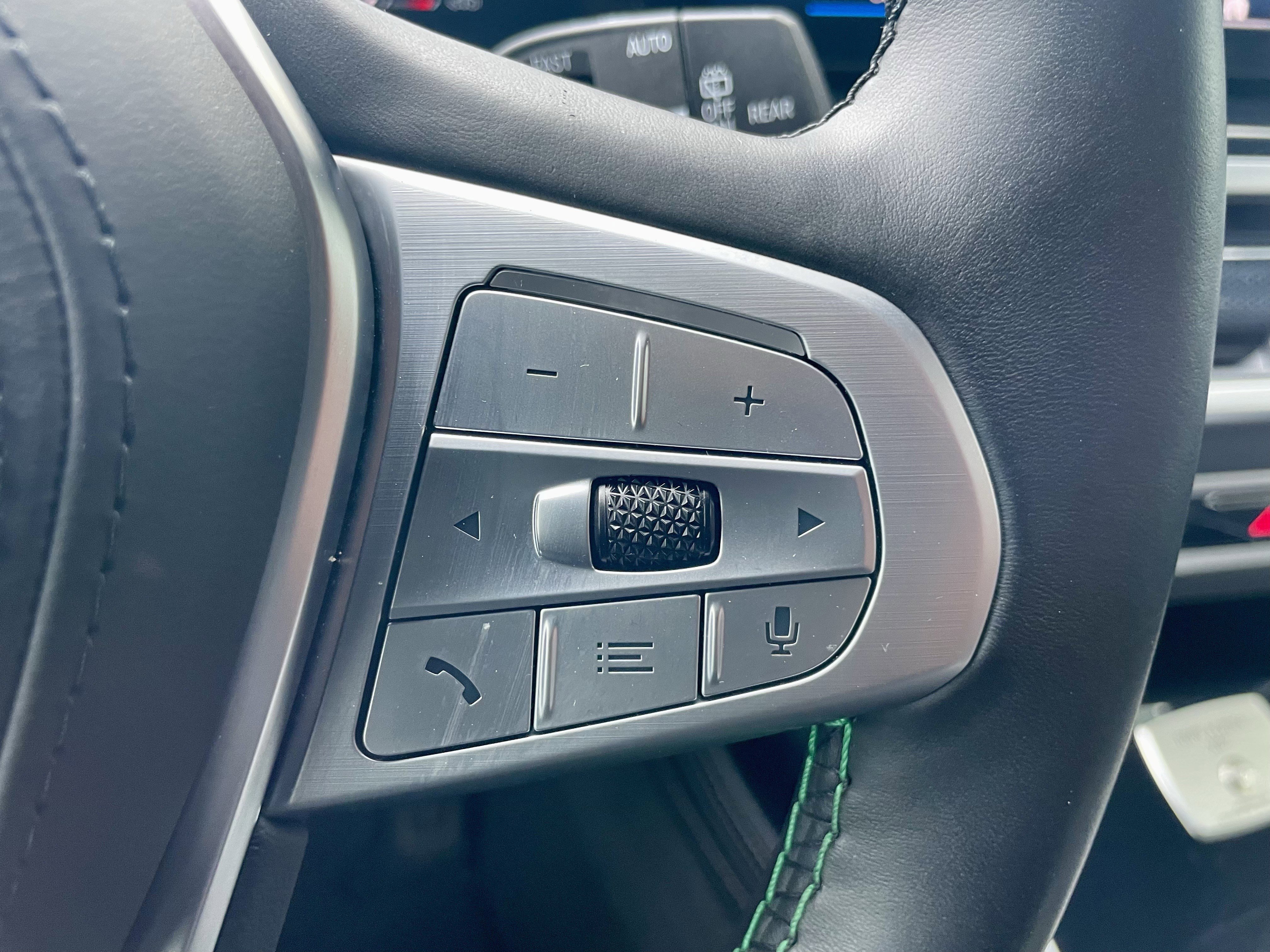 Used 2025 BMW ALPINA XB7 image 22