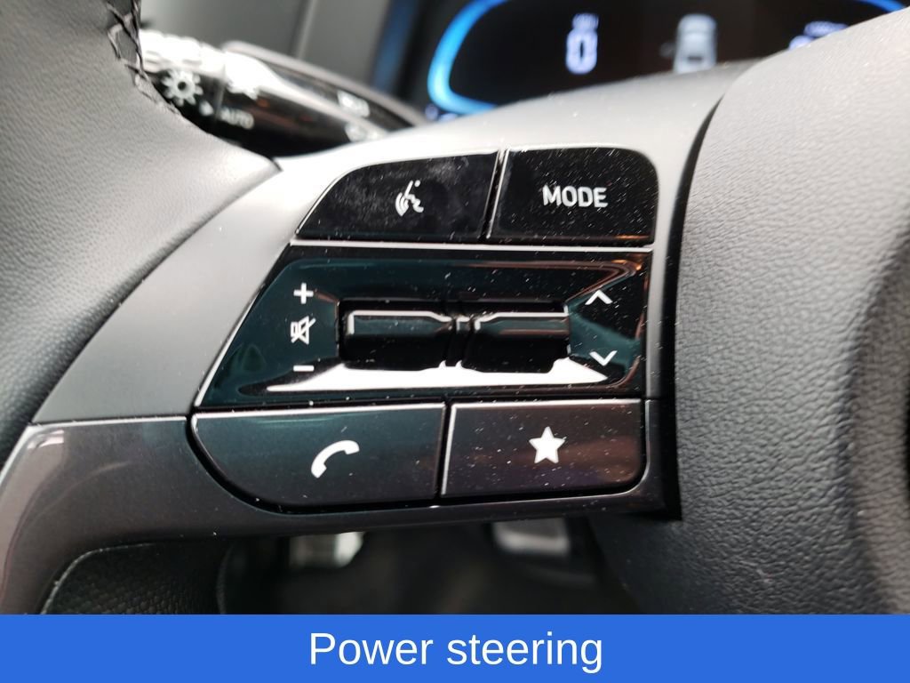 Used 2026 Hyundai Elantra Sport image 14