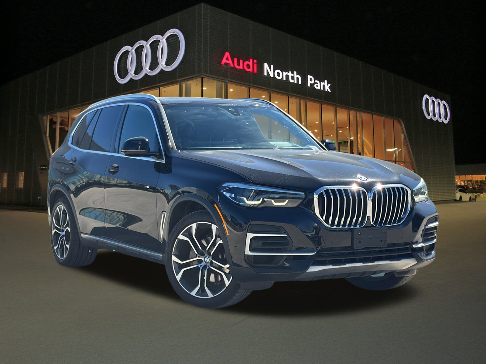 Used 2022 BMW X5 sDrive40i w/ Premium Package image 1