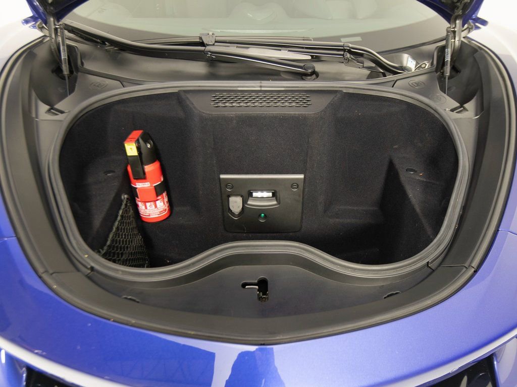 Used 2020 McLaren GT image 29