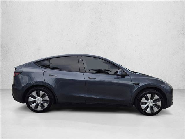 Used 2021 Tesla Model Y 2WD image 4