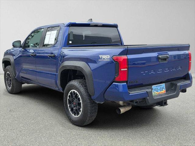 Used 2024 Toyota Tacoma TRD Off-Road AWD/4WD image 5