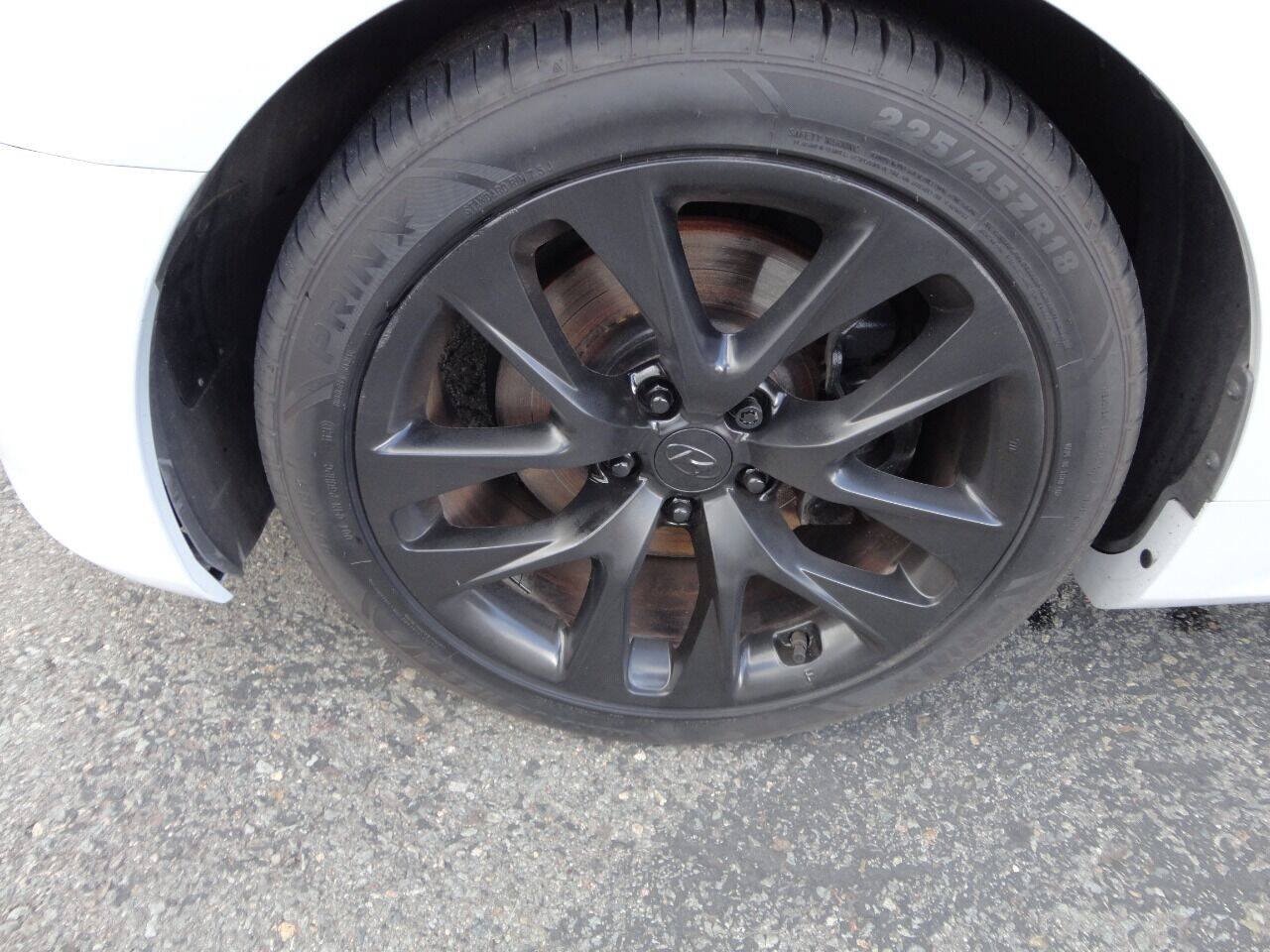 Used 2016 Hyundai Genesis 3.8 RWD image 12