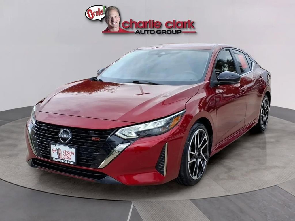 Used 2025 Nissan Sentra SR image 1