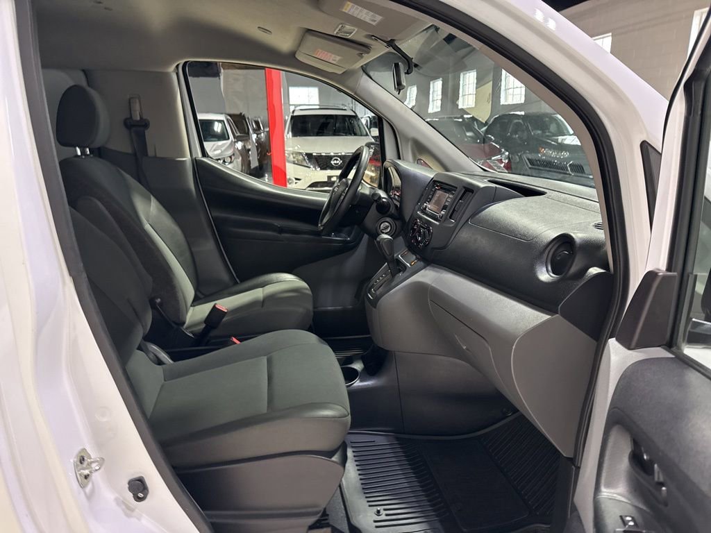 Used 2019 Nissan NV200 S image 35
