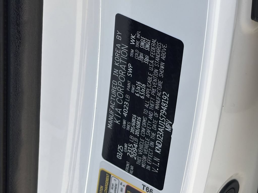 Used 2025 Kia Soul LX FWD image 38