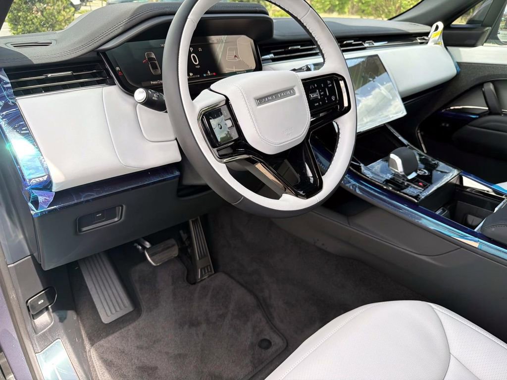 New 2026 Land Rover Range Rover Sport Dynamic SE image 21