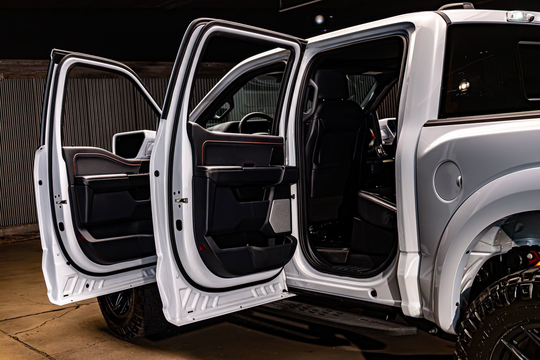 Used 2025 Ford F150 Raptor image 30