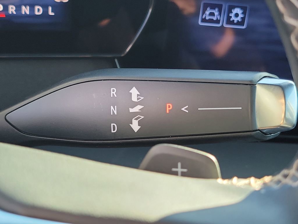 Used 2024 Chevrolet Traverse LS w/ Midnight/Sport Edition image 8