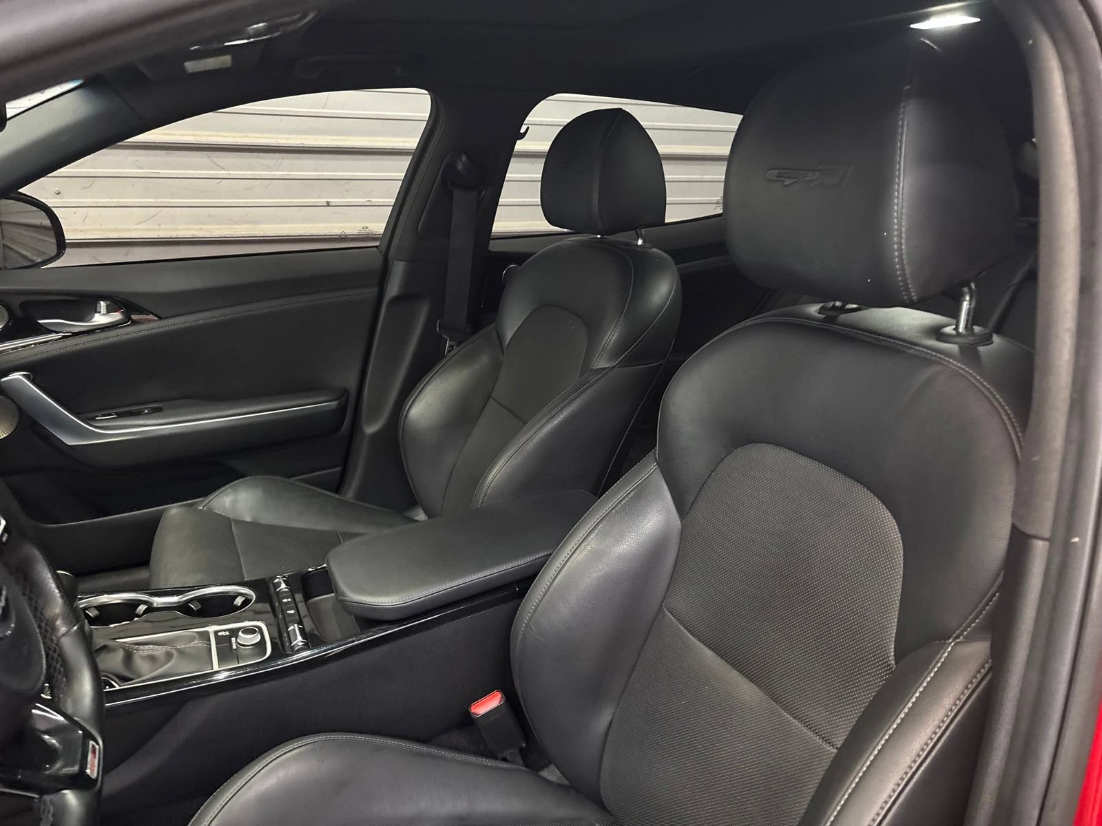 Used 2020 Kia Stinger GT-Line w/ Sun & Sound Package AWD/4WD image 9